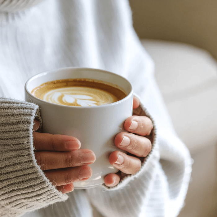 Pourquoi le café te fait mal au ventre ?